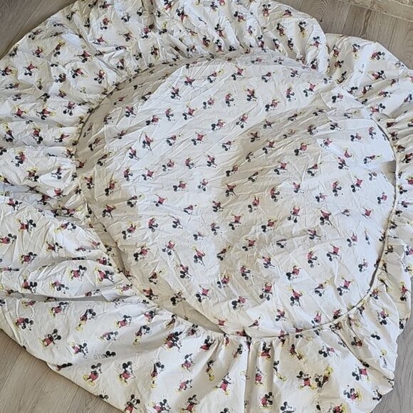 Pottery Barn Kids Organic Mickey Mouse Queen Sheet Set & Pillowcase - Picture 4 of 13